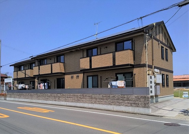 【カルム新川　Ａ棟の建物外観】