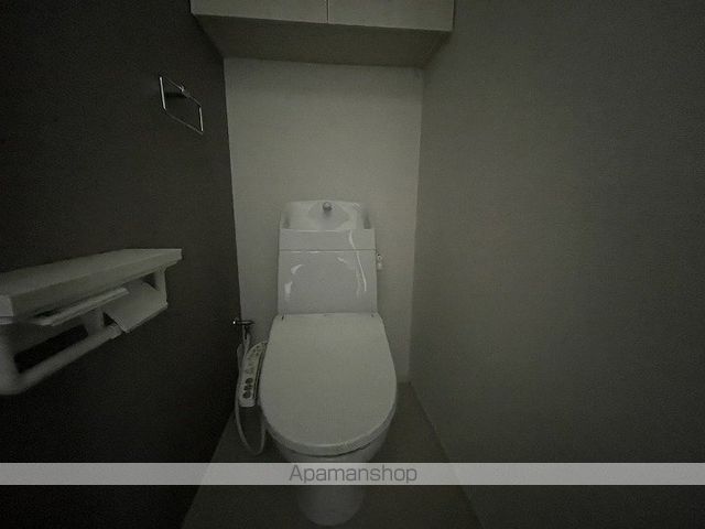 地下鉄千日前線 今里駅 徒歩7分 10階建 築2年のトイレ写真