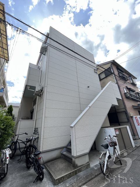 【セジュール楠の建物外観】