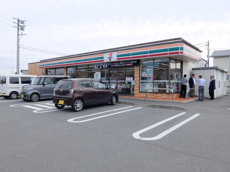 コンビニ　セブンイレブン浜松金折町店（コンビニ）まで255m