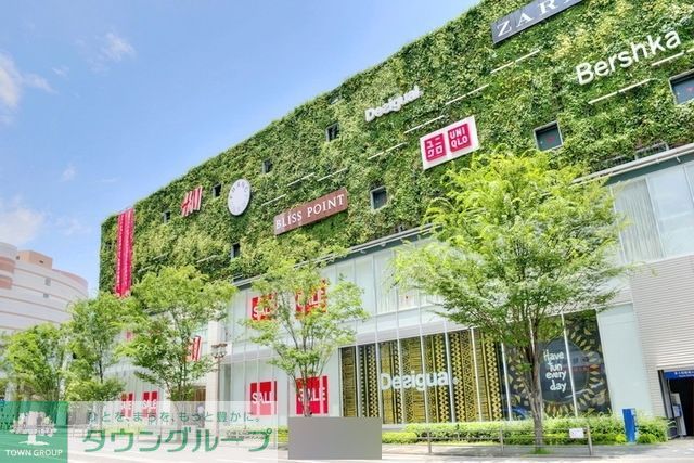 【福岡市博多区住吉のマンションのショッピングセンター】