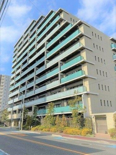 名古屋市守山区西島町のマンションの建物外観