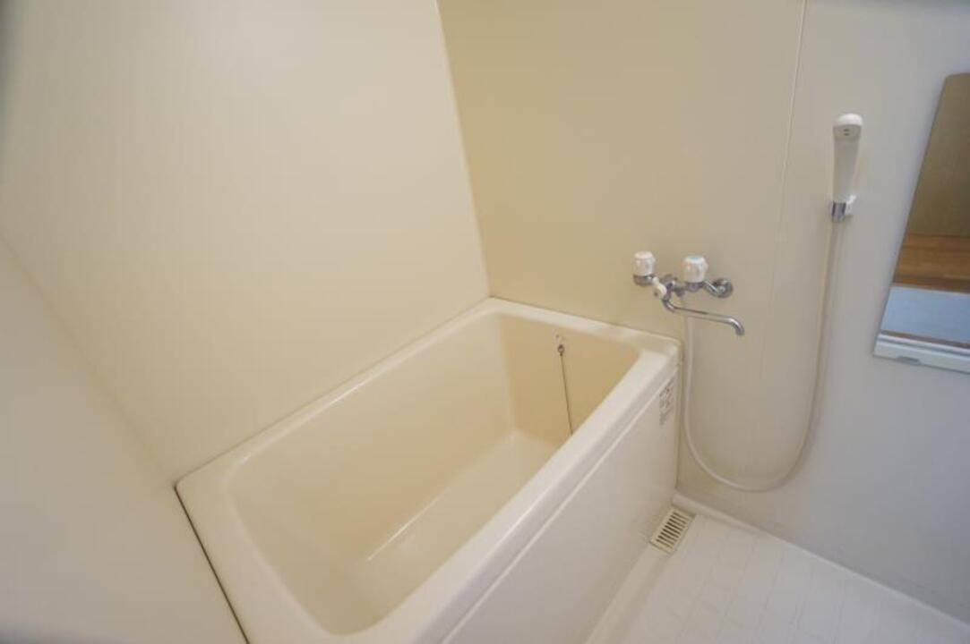 バス・シャワールーム　浴室