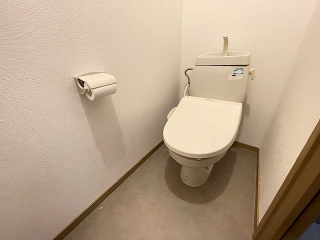 トイレ　別部屋写真