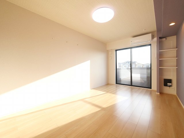 居室・リビング　使いやすい居間です