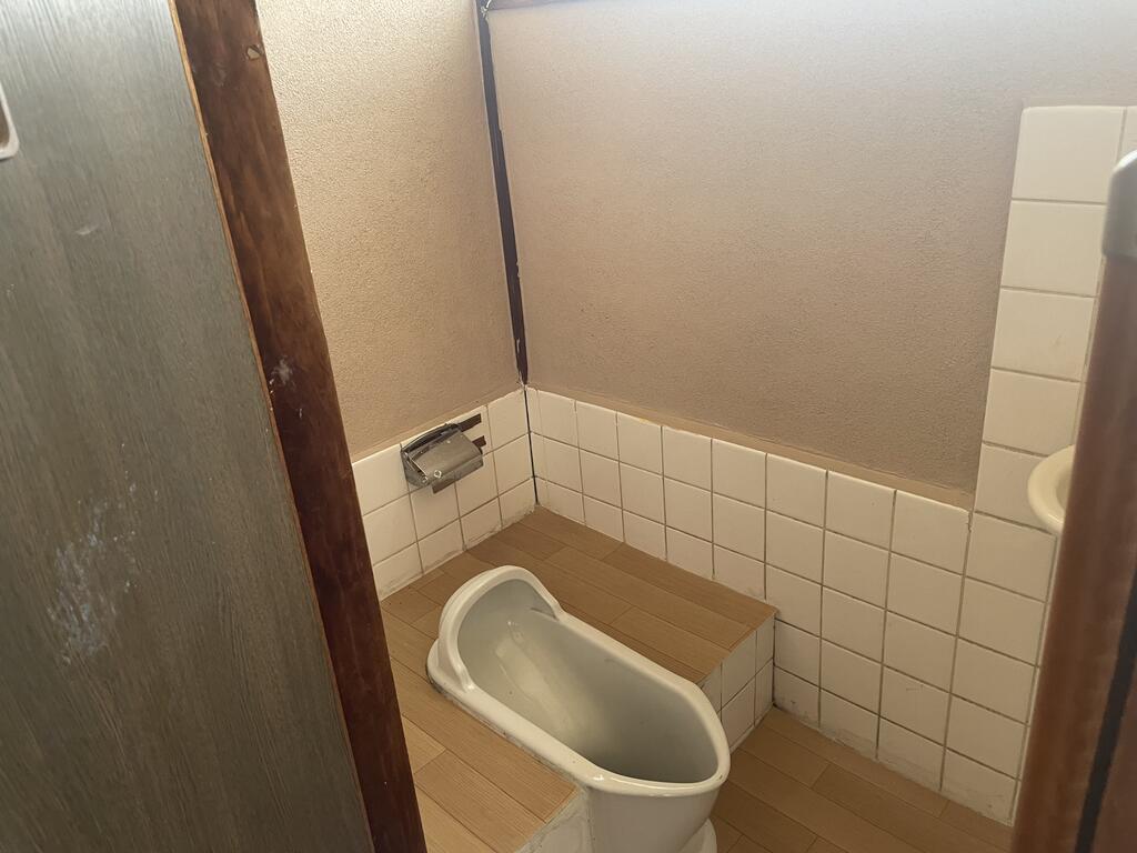 北畝1丁目小松原貸家のトイレ写真
