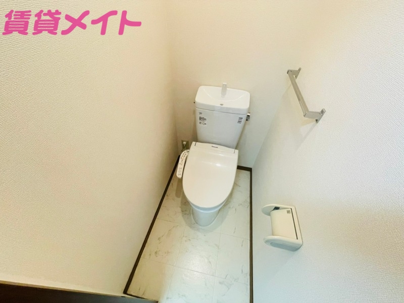 トイレ　トイレ