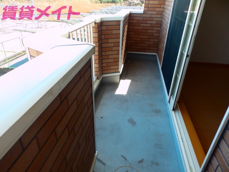 バルコニー　同型参考写真