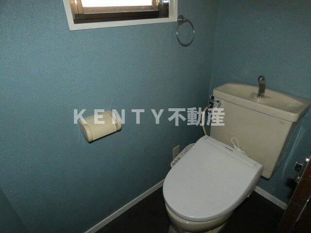 トイレ　清潔感のあるトイレです