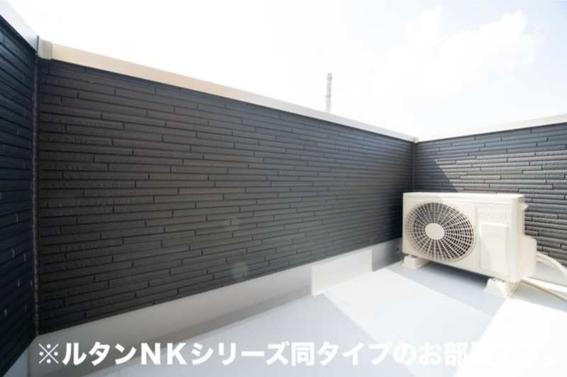 バルコニー　図面と現状に相違がある場合には現状を優先