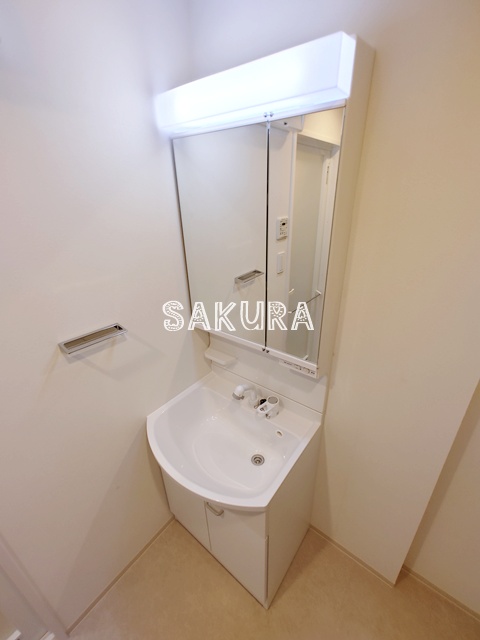 洗面設備　身支度に欠かせない独立洗面台♪