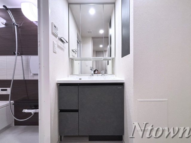 洗面設備　朝の身支度には欠かせない独立洗面化粧台