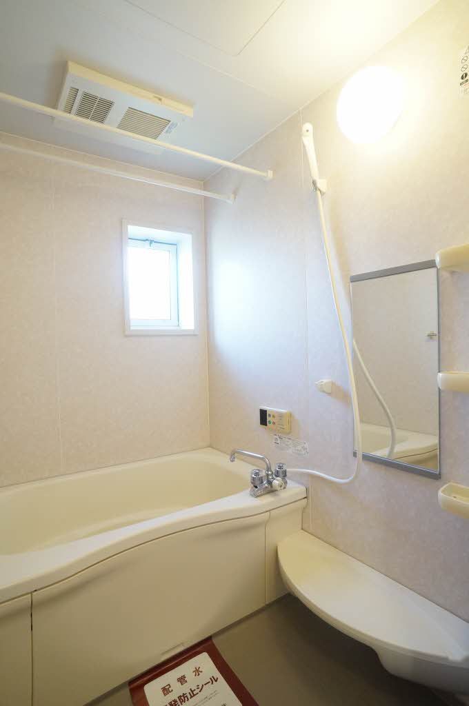 バス・シャワールーム　バスルーム