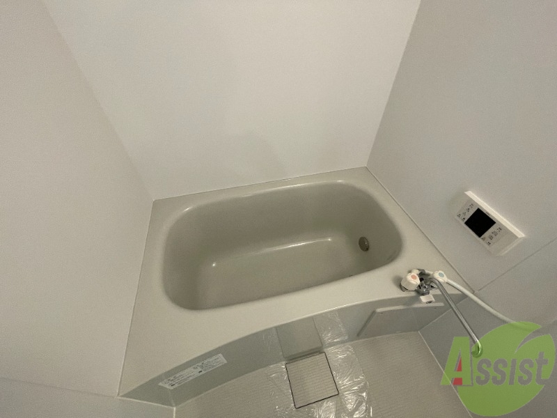 バス・シャワールーム　浴室は広くいので、とてもリラックスできますね。