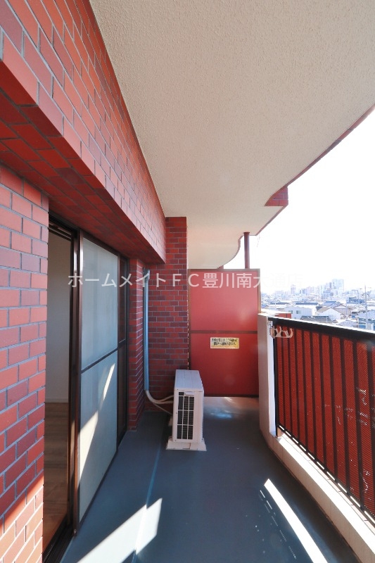 バルコニー　同型別部屋写真