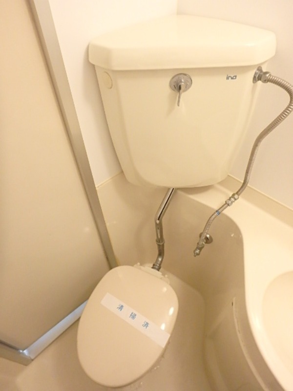 トイレ　図面と現状に相違がある場合には現状を優先