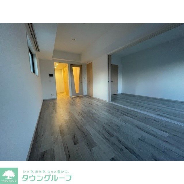 居室・リビング　同タイプ別部屋の写真です