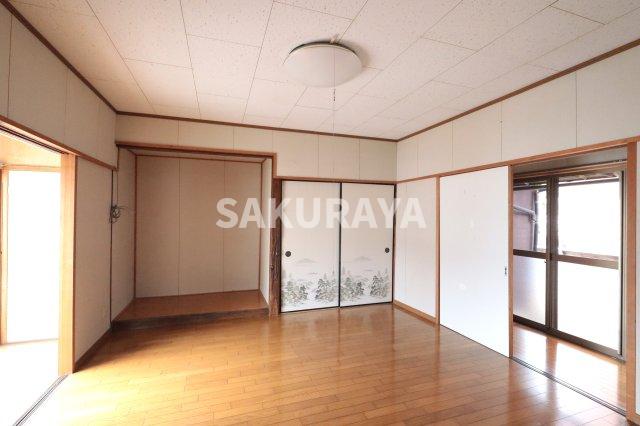 居室・リビング　2025年撮影。