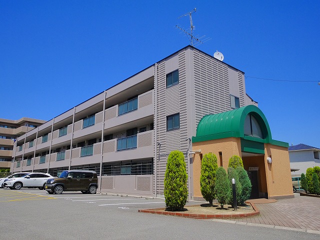 建物外観　キレイな外観です。