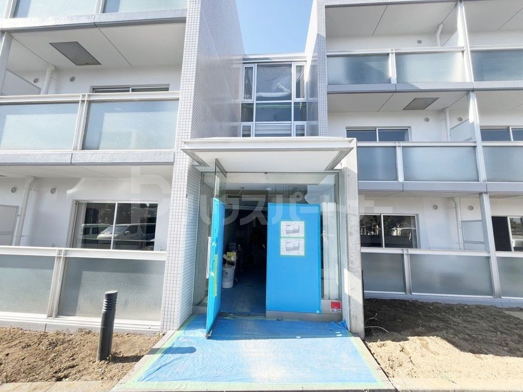 エントランス　エントランス