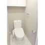 トイレ　※写真は同タイプ住戸です。
