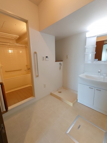 洗面設備　別部屋参考画像