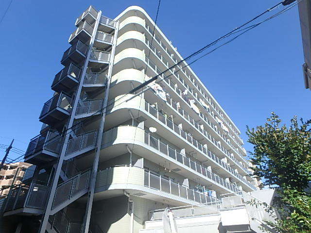 建物外観　８階建て鉄筋コンクリ－ト造♪蕨駅徒歩５分。