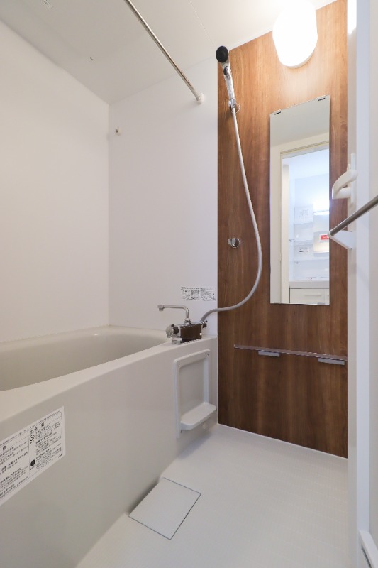 バス・シャワールーム　図面と現状に相違がある場合には現状を優先