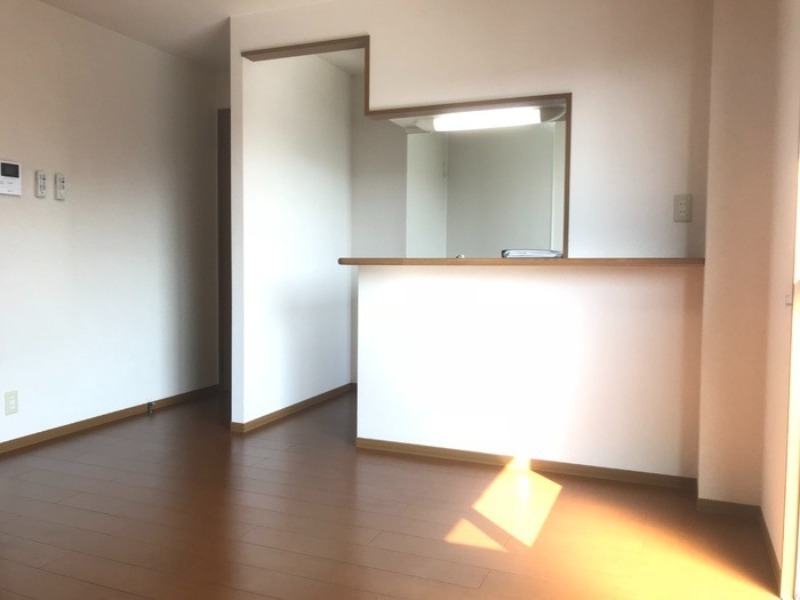 居室・リビング　図面と現状に相違がある場合には現状を優先