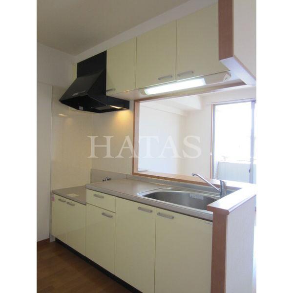 キッチン　同物件別部屋です。