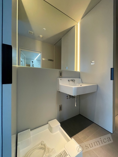 洗面設備　洗面脱衣所付き！独立洗面台が便利です♪♪