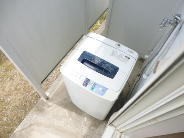 その他　洗濯機置き場（洗濯機は無料レンタル品、撤去相談可）