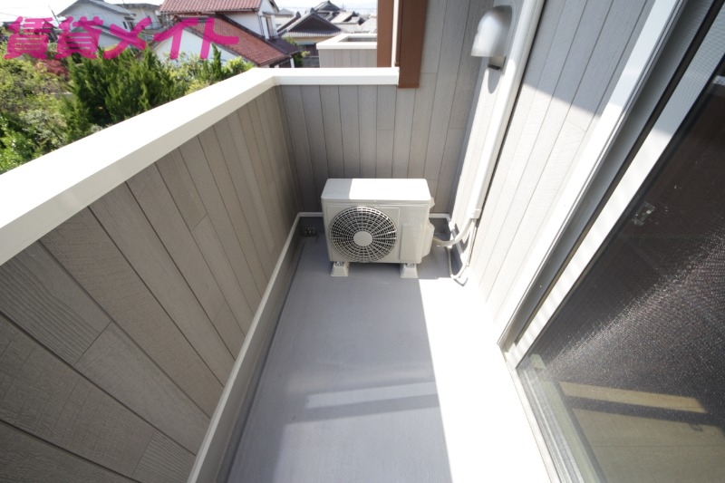 バルコニー　反転タイプ参考写真