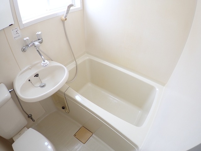 バス・シャワールーム　浴室