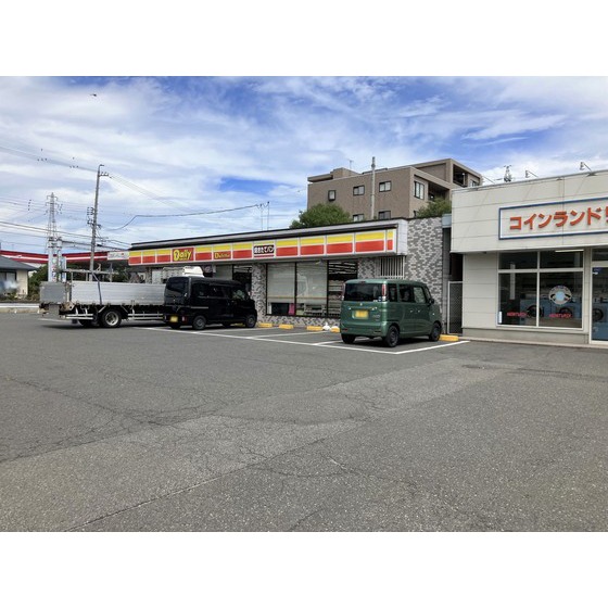 コンビニ　デイリーヤマザキ長野徳間店（コンビニ）まで153m