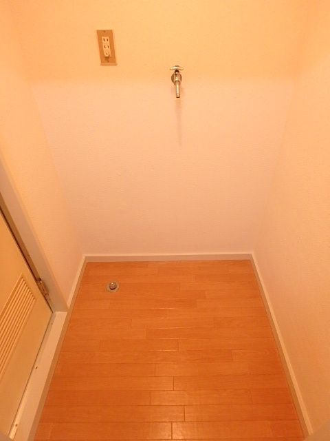 その他設備　室内洗濯機置場