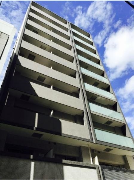 建物外観　インターネット無料・角部屋・南東向き