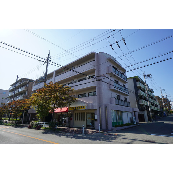 建物外観　オンライン内覧実施中