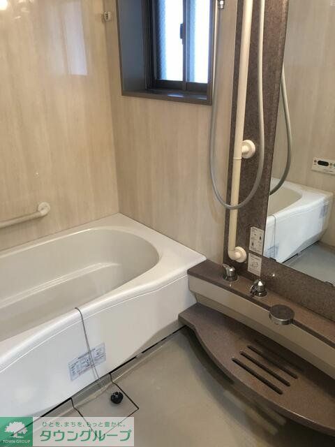 バス・シャワールーム　バス