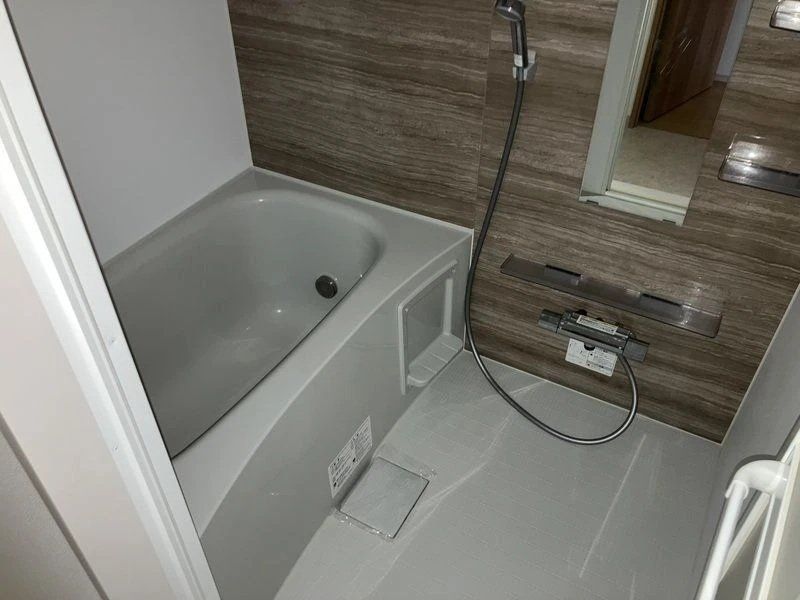 バス・シャワールーム　バス