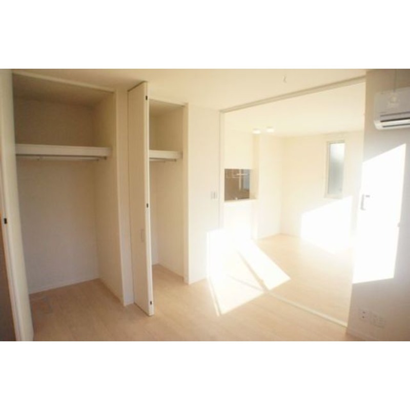 収納　図面と現状に相違がある場合には現状を優先