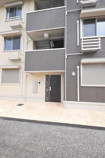 エントランス　オートロック付き