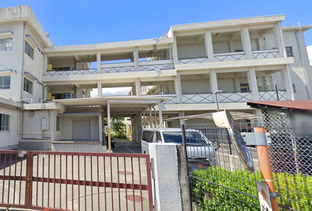 小学校　豊中市立豊南小学校（小学校）まで833m