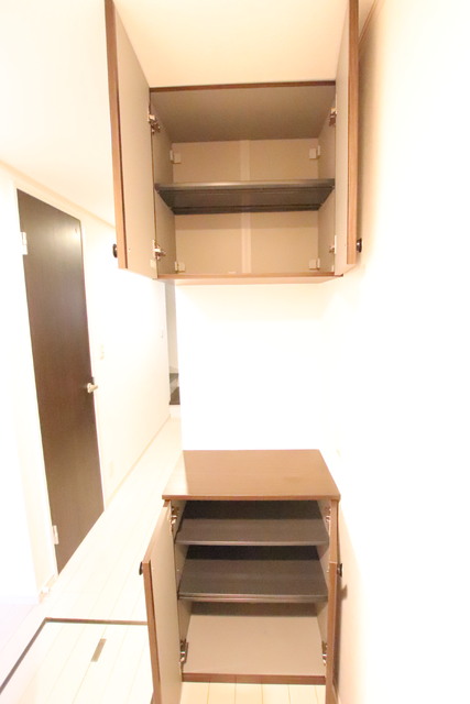 玄関　シューズボックス