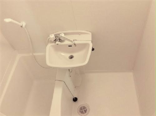 バス・シャワールーム　現況優先