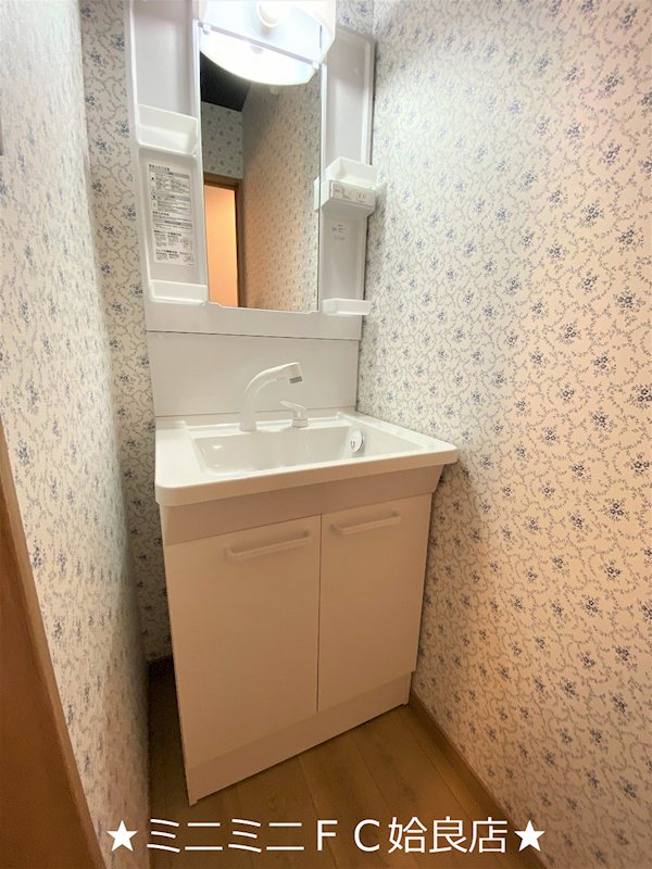 洗面設備　同タイプ