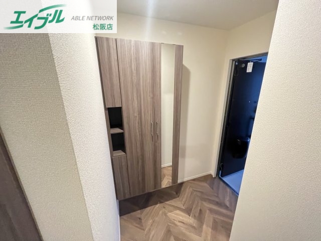 玄関　同型参考写真