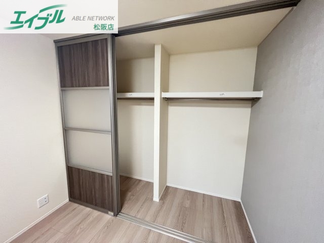 収納　同型参考写真