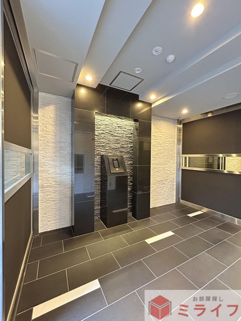 エントランス　エントランス