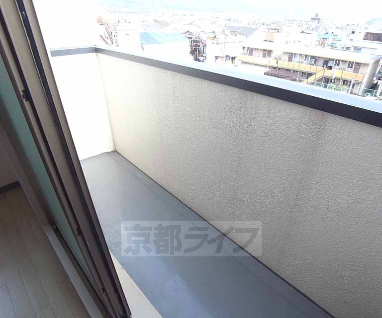 バルコニー　日当たり、風通し共に良好なベランダです・